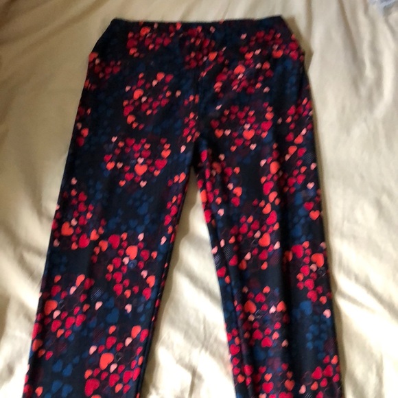 LuLaRoe Pants - LuLaroe heart leggings OS one size black red blue